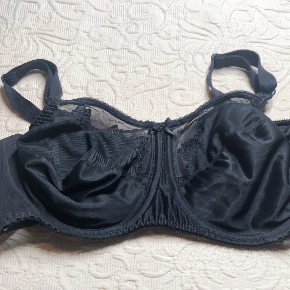 Elegant sexy Black Lace Bali 38 DD underwire Bra